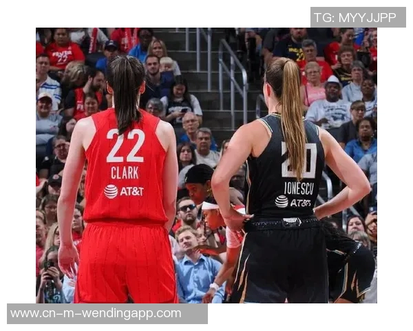 WNBA球星约内斯库广州之行与杨力维共同传递女性运动力量与故事 WNBA球星约内斯库广州之行与杨力维共同传递女性运动力量与故事