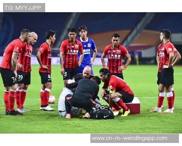 上港与蔚山激战正酣中超赛场再掀风云对决 上港与蔚山激战正酣中超赛场再掀风云对决